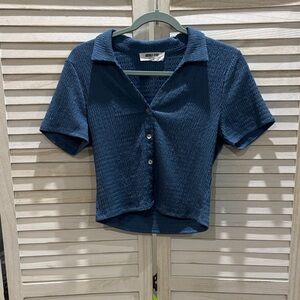 Double Zero Blue Textured Button-Down Shirt